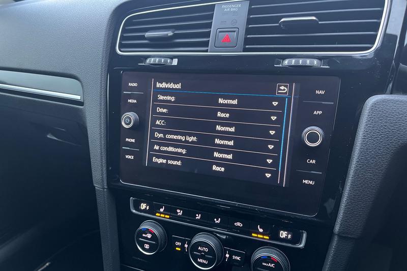 Used Volkswagen Golf 2020 for sale - 76966160: Photo 28