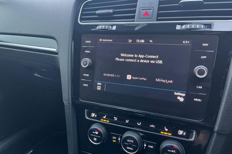 Used Volkswagen Golf 2020 for sale - 76966160: Photo 32