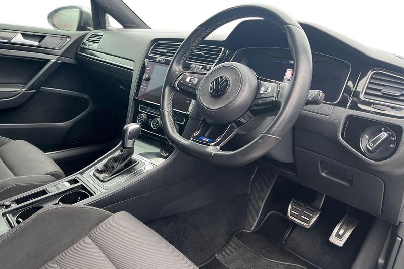 Used Volkswagen Golf 2020 for sale - 76966160: Photo 9