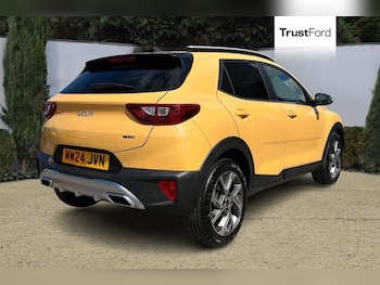 Used Kia Stonic 2024 for sale - 78543006: Photo