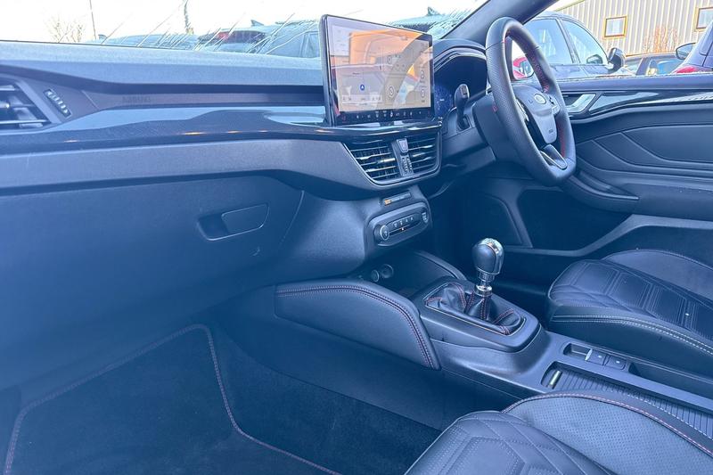 Used Ford Focus 2024 for sale - 77110140: Photo 18
