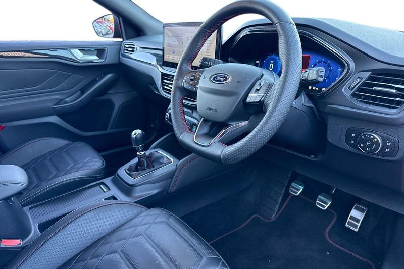 Used Ford Focus 2024 for sale - 77110140: Photo 9