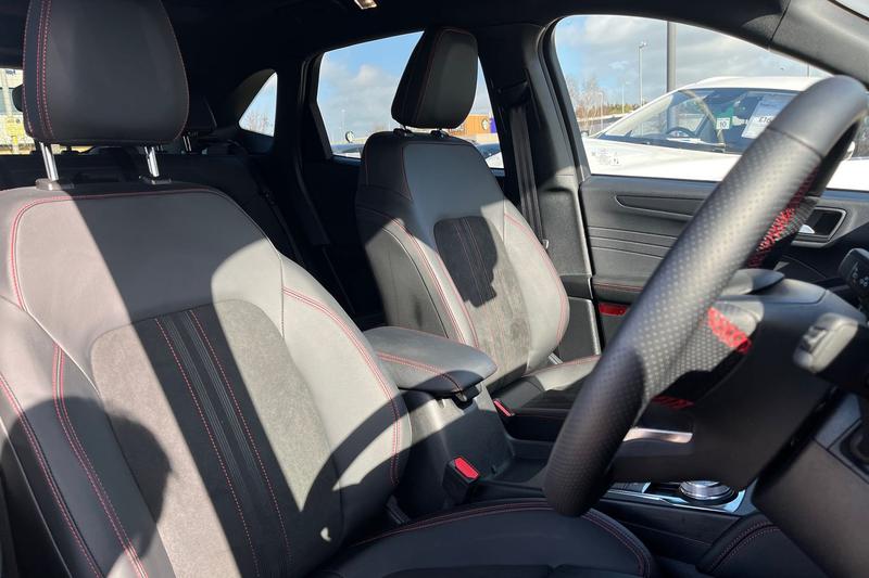 Used Ford Kuga 2025 for sale - 77971236: Photo 17