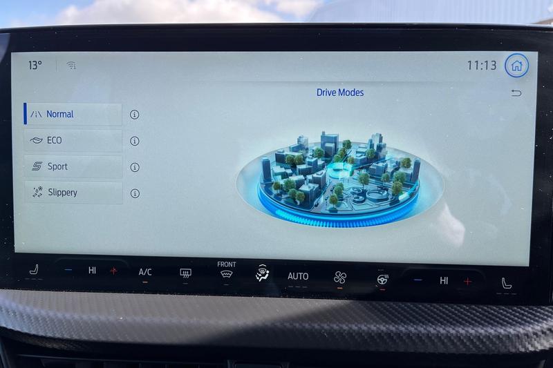 Used Ford Kuga 2025 for sale - 77971236: Photo 33