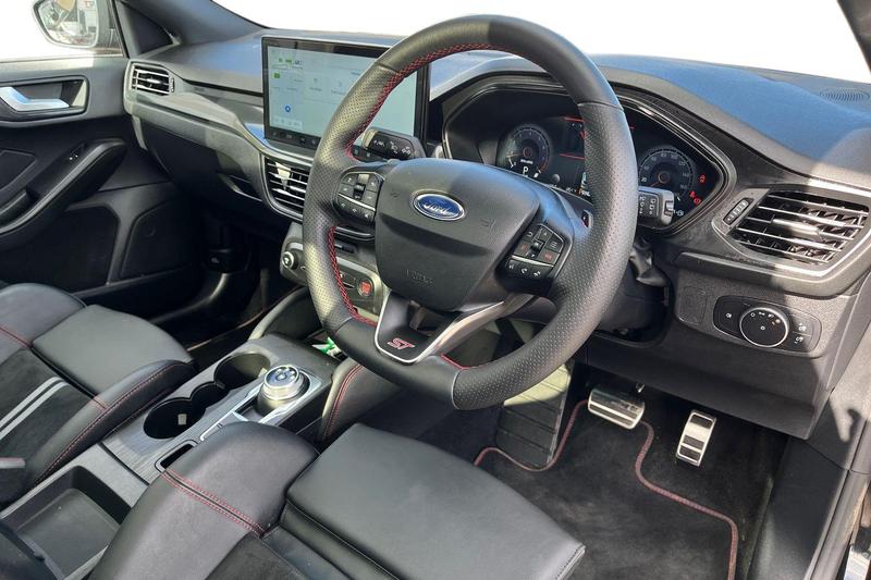 Used Ford Focus 2025 for sale - 78015383: Photo 9