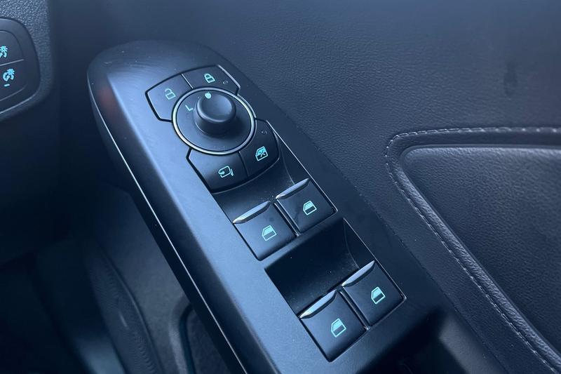 Used Ford Focus 2023 for sale - 77326909: Photo 16