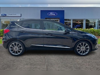 Used Ford Fiesta 2018 for sale - 79094371: Photo