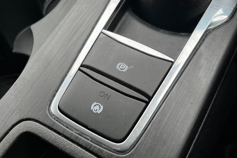 Used Ford Kuga 2024 for sale - 76858826: Photo 30