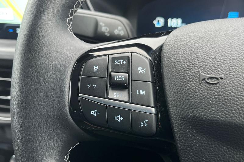 Used Ford Kuga 2024 for sale - 76858826: Photo 31