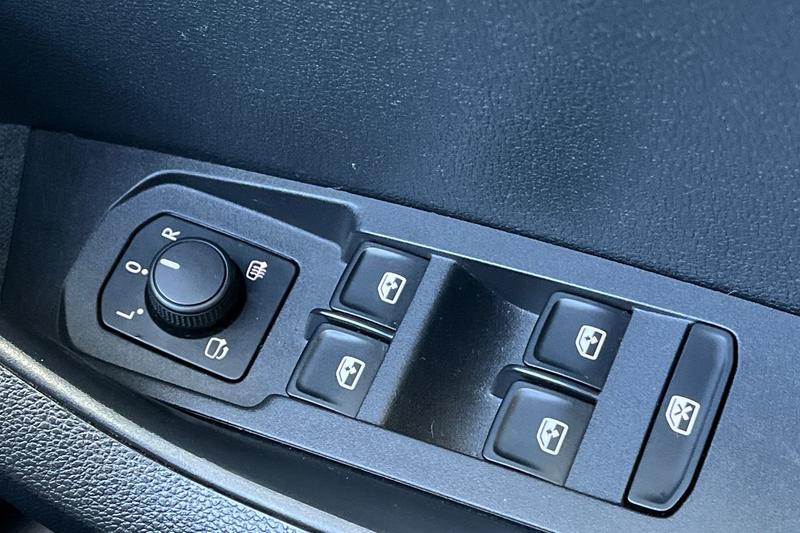 Used Skoda Karoq for sale - 77176472: Photo 16