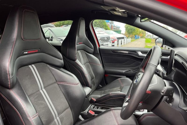 Used Ford Focus 2023 for sale - 76312600: Photo 17