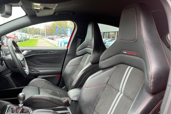 Used Ford Focus 2023 for sale - 76312600: Photo 19