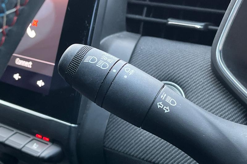 Used Renault Clio 2024 for sale - 76853488: Photo 14