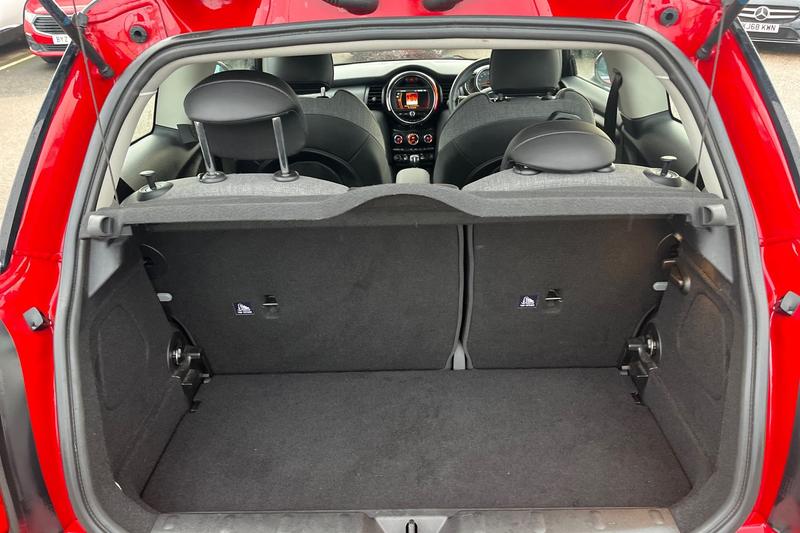 Used MINI Hatch 2018 for sale - 77532737: Photo 21