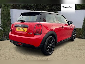 Used MINI Hatch 2018 for sale - 77532737: Photo