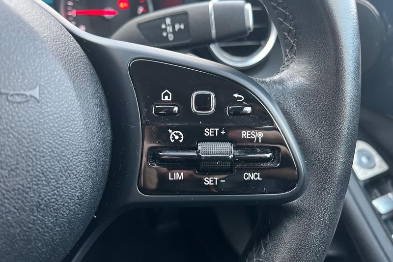 Used Mercedes-Benz C Class 2019 for sale - 77367702: Photo 24