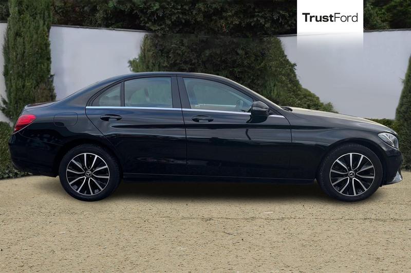 Used Mercedes-Benz C Class 2019 for sale - 77367702: Photo 3