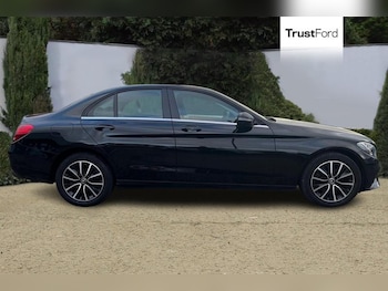 Used Mercedes-Benz C Class 2019 for sale - 77367702: Photo