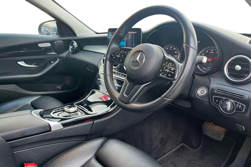 Used Mercedes-Benz C Class 2019 for sale - 77367702: Photo 9