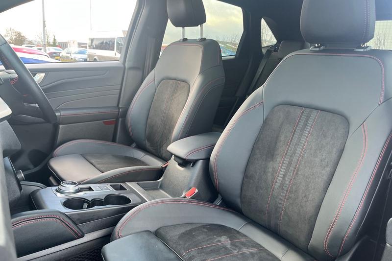 Used Ford Kuga 2024 for sale - 76748151: Photo 19