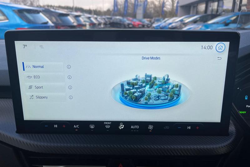 Used Ford Kuga 2024 for sale - 76748151: Photo 30