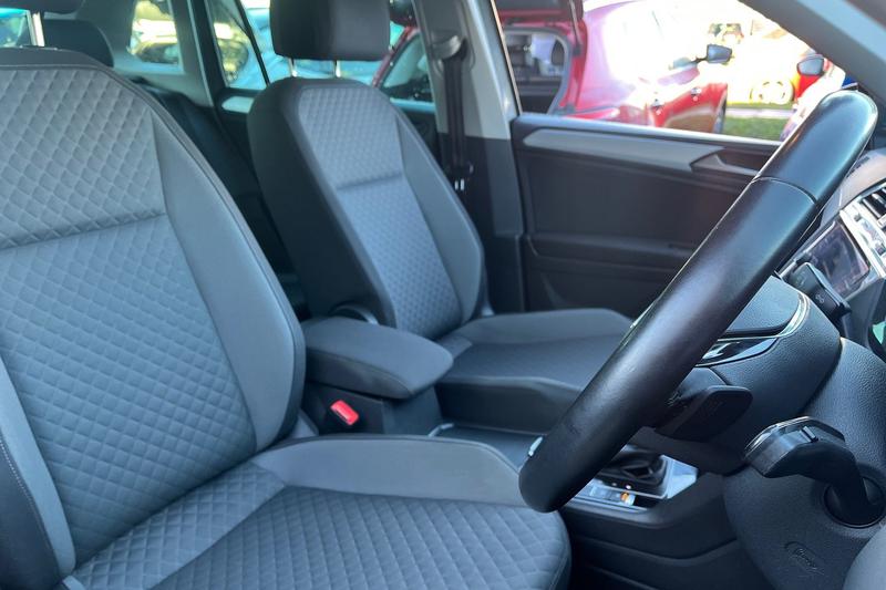 Used Volkswagen Tiguan 2019 for sale - 77128140: Photo 17