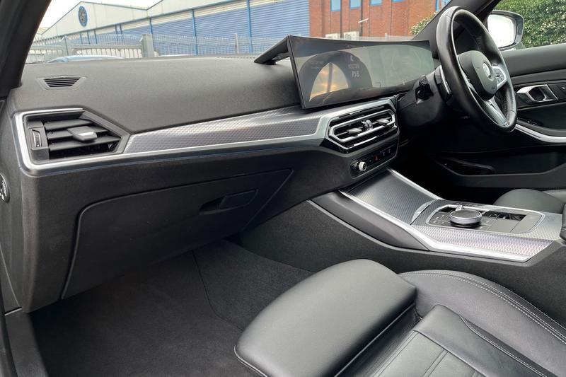 Used BMW 3 Series 2024 for sale - 78067432: Photo 18