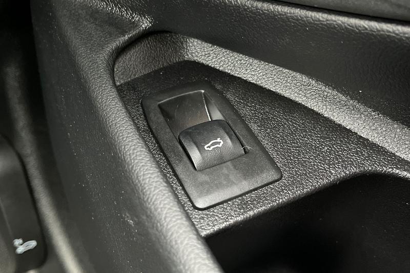 Used BMW 3 Series 2024 for sale - 78067432: Photo 30