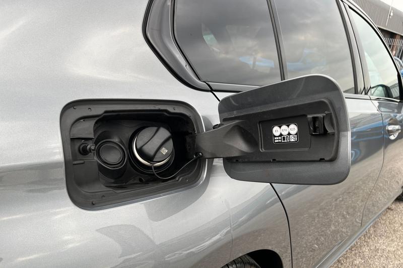 Used BMW 3 Series 2024 for sale - 78067432: Photo 36