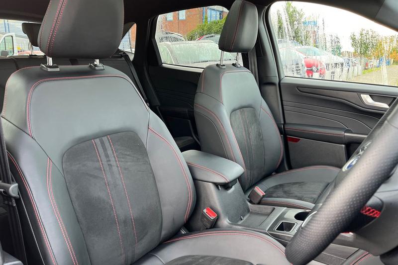 Used Ford Kuga 2024 for sale - 76355560: Photo 17