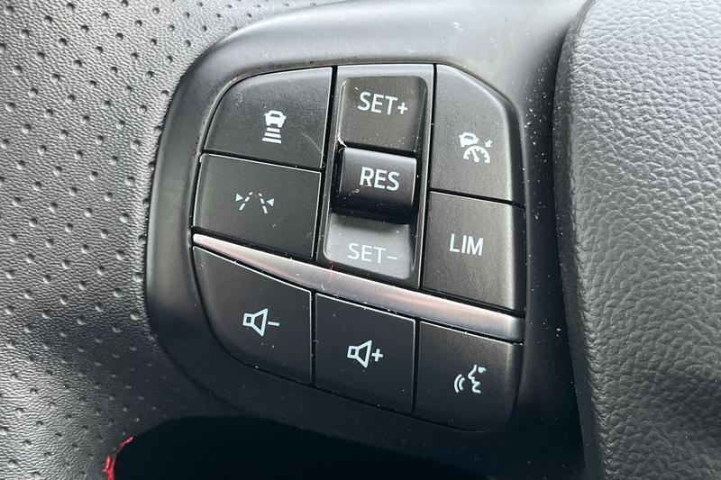 Used Ford Kuga 2024 for sale - 76355560: Photo 39