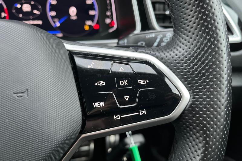 Used Volkswagen T-Roc 2022 for sale - 77672558: Photo 34