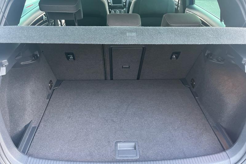 Used Volkswagen Golf 2015 for sale - 77813057: Photo 21