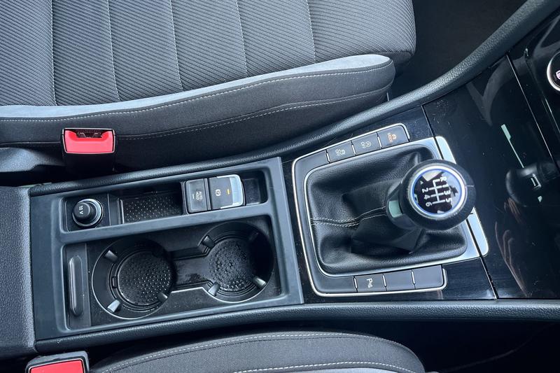 Used Volkswagen Golf 2015 for sale - 77813057: Photo 33