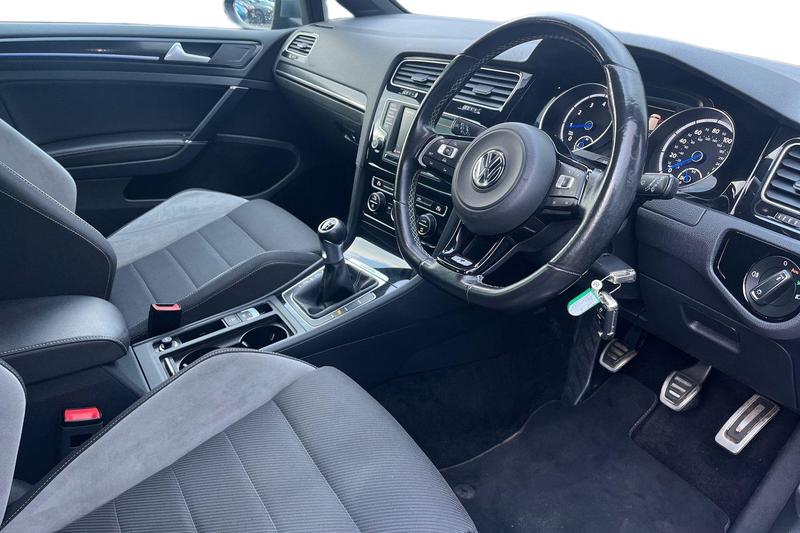 Used Volkswagen Golf 2015 for sale - 77813057: Photo 9