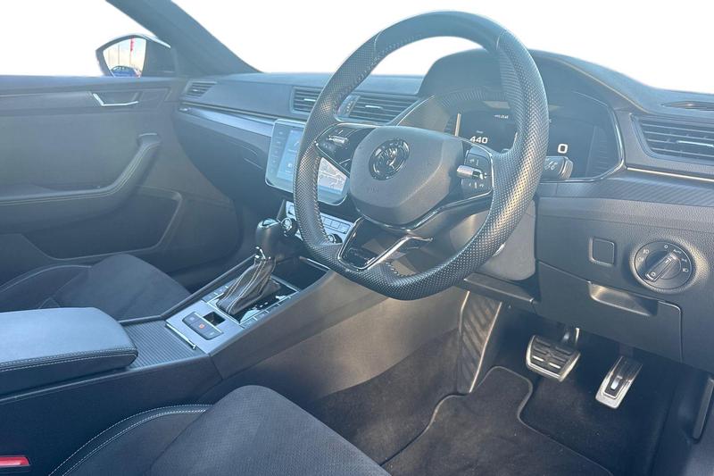 Used Skoda Superb 2024 for sale - 77186998: Photo 9