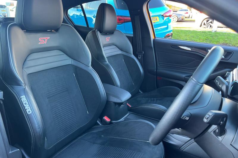 Used Ford Focus 2020 for sale - 77128158: Photo 17