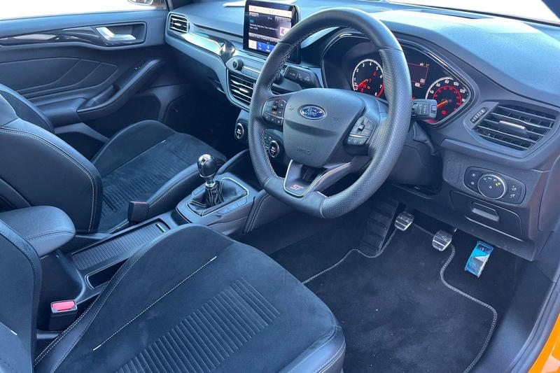 Used Ford Focus 2020 for sale - 77128158: Photo 9