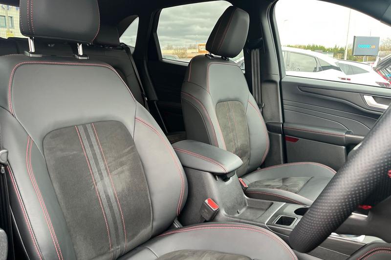 Used Ford Kuga 2025 for sale - 76853489: Photo 17