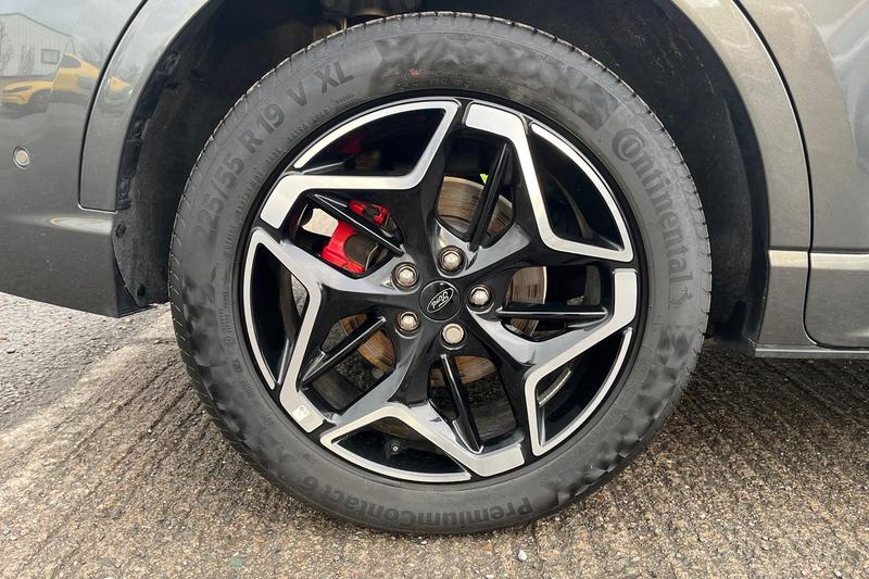 Used Ford Kuga 2025 for sale - 76853489: Photo 24