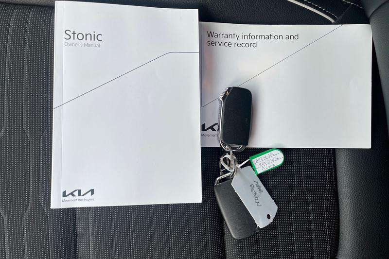 Used Kia Stonic 2024 for sale - 76557400: Photo 22