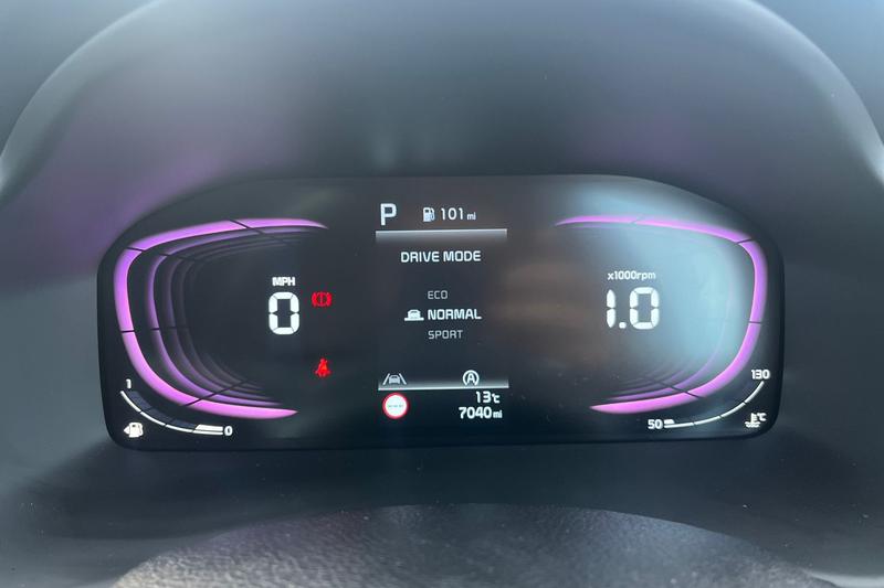 Used Kia Stonic 2024 for sale - 76557400: Photo 23