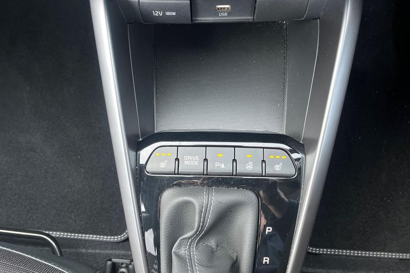 Used Kia Stonic 2024 for sale - 76557400: Photo 28