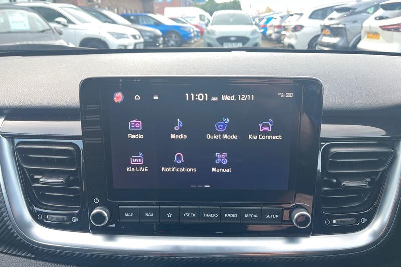 Used Kia Stonic 2024 for sale - 76557400: Photo 32