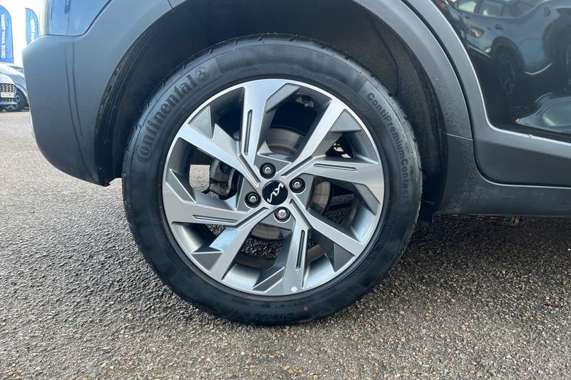 Used Kia Stonic 2024 for sale - 76557400: Photo 38