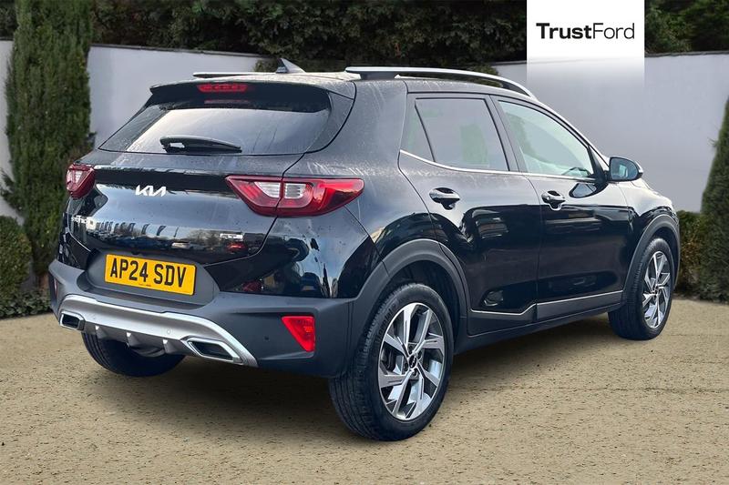 Used Kia Stonic 2024 for sale - 76557400: Photo 4