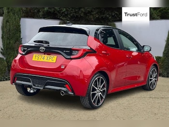 Used Toyota Yaris 2024 for sale - 79141080: Photo