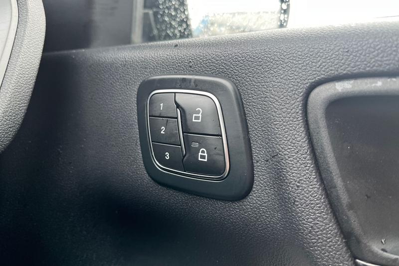 Used Ford Kuga 2025 for sale - 77679490: Photo 33