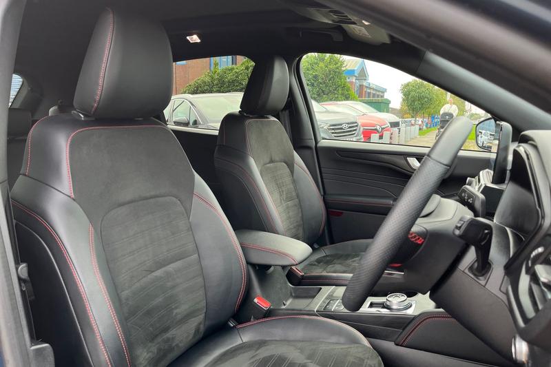 Used Ford Kuga 2023 for sale - 76895636: Photo 17