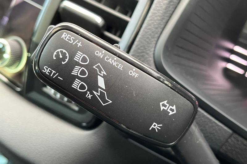 Used Skoda Karoq 2024 for sale - 76359720: Photo 14